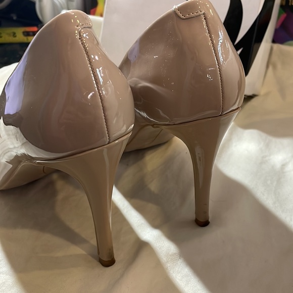 Nine West 4” heels - pumps Tan Size 10 - Picture 3 of 8